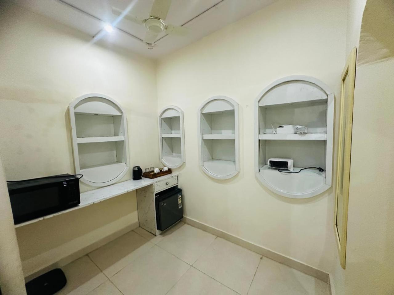 Hinduja Haveli Gulab Sagar Hotel Jodhpur  Buitenkant foto